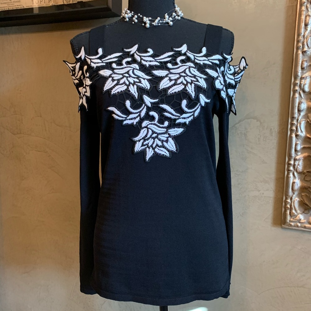 Cold shoulder top